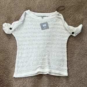 White knitted top
